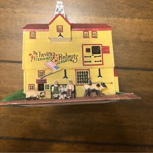 Hawthorne Village " Dr. Robert's Critter Clinic